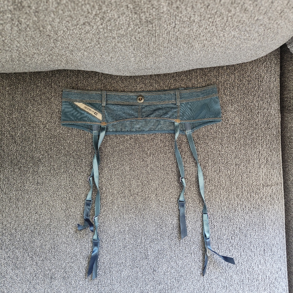 NWOT Diesel Lingerie Garter/Suspender Belt